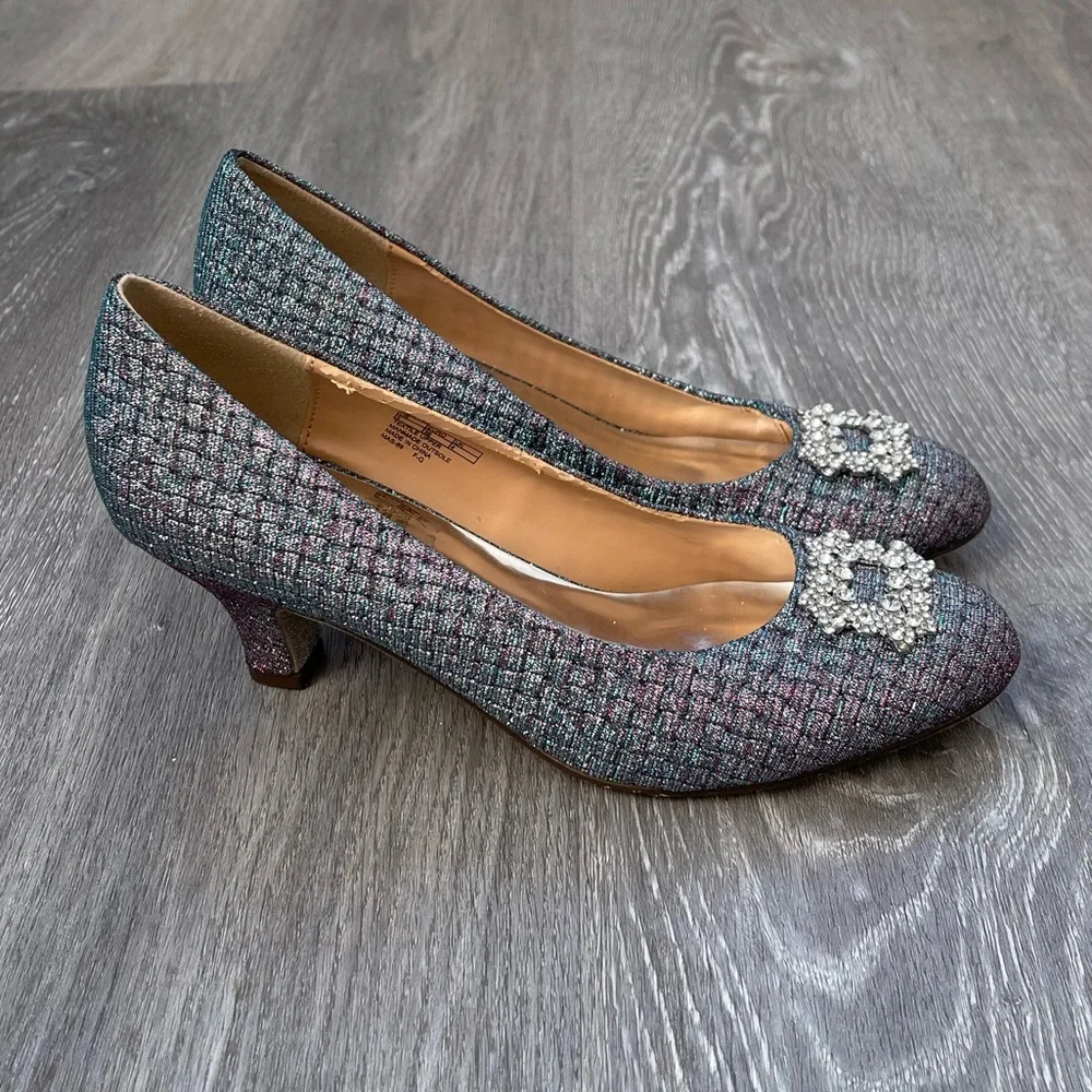 Badgley Mischka Milah Buckle Pewter Rhinestone Heels Size 5